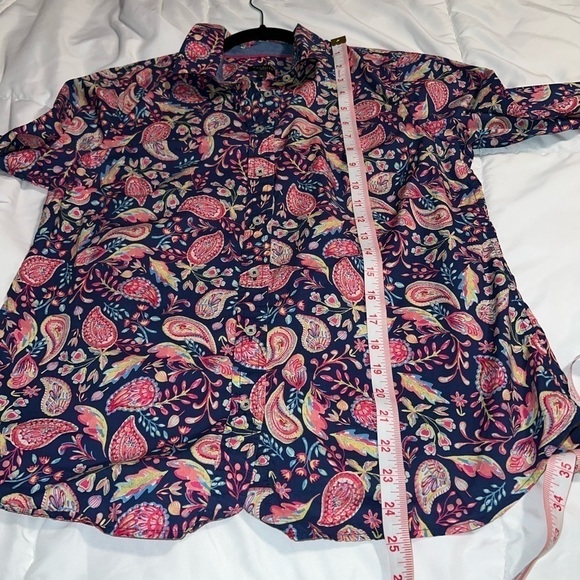 Women's Talbots Paisley Button down Top Medium Petite - Picture 6 of 6